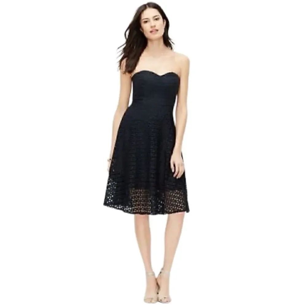 Ann Taylor Navy Strapless Eyelet Dress Sz 4
